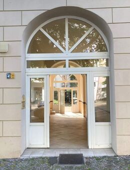 Beliebte Lage! Freiwerdende 2 - Zimmer Eigentumswohnung - Brunnenviertel in Berlin Mitte - Berlin