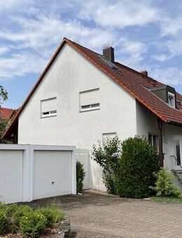 Exklusive Doppelhaushälfte in bester Wohnlage! - Neustadt (Aisch)