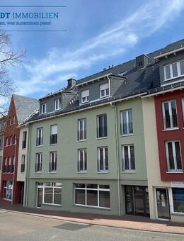 Exklusive 5 Zimmer Maisonette Wohnung mit Sonnenterrasse + Doppelgarage in Bestlage von Idstein - Idstein