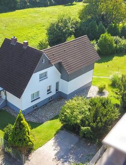 Entwickeln Sie selbst: 1-2 FH auf großem Grundstück - Bad Oeynhausen