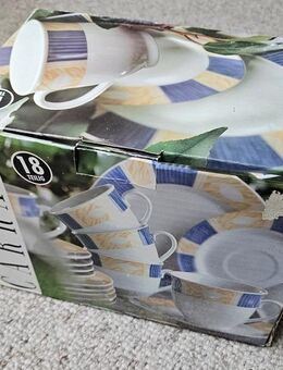 g22) unbenutztes Kaffeeservice 18 tlg Cafe Serice Porzellan Design Carrara 6 Personen - Garbsen