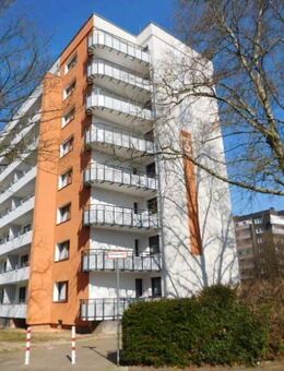 Renoviert und bezugsfertig... 2-Raumwohnung am Crönpark mit Balkon... - Krefeld