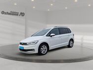 VW Touran, 2.0 TDI Comfortline el He, Jahr 2021 - Hofgeismar