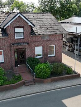 Einfamilienhaus mit Halle! Ein Haus für Menschen mit Visionen! - Buchholz (Landkreis Dithmarschen)