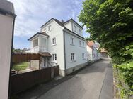 Teilsaniertes Wohnhaus mit Garten, Carport und Ausbaupotenzial! - Uffenheim
