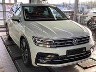 VW Tiguan, 1.5 TSI Highline R-Line, Jahr 2020 - Langenhagen