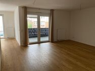 Große 3-Raum-Wohnung mit Loggia und Balkon - Erfurt