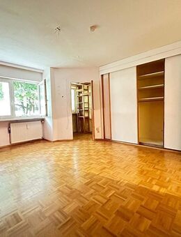 2 Zimmer Whg in Top- gepflegter Anlage--leerstehend--günstiges Hausgeld!! - München