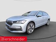 Skoda Superb, 2.0 TDI Combi Selection eHECK, Jahr 2024 - Straubing