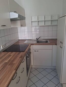WG taugliche 3-R-Wohnung mit EBK. im 2.OG ca.65 m² in MD- Sudenburg zu vermieten ! - Magdeburg