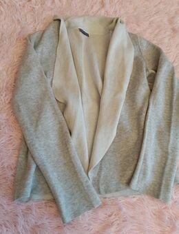 Strickjacke Gr. M - Wolfsburg