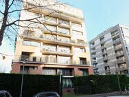 Lage Lage Lage! 2 Zimmer Wohnung mit großem Balkon und TG-Stellplatz direkt am Main. - Frankfurt (Main)