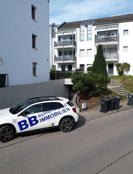 Freundliche, sonnige Wohnung als Kapitalanlage und später zum Eigenbezug mit Balkon und Garage in guter Lage von Laiz. - Sigmaringen