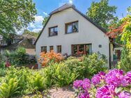 Gepflegtes Zweifamilienhaus mit Garten ?in ruhiger Wohnstraße - Hamburg