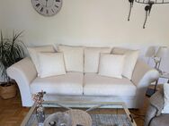 Neuwertige 3 Sitzer Landhaus Couch Olivia von Höffner zu verkaufen - Groß Sarau