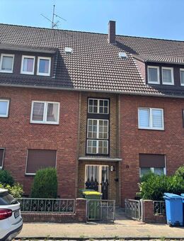 gut geschnittene 3,5 Zimmer-Wohnung im Dachgeschoss - Oberhausen