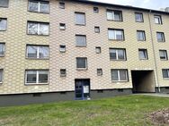 Modernisierte kleine 3,5 Zimmer-Wohnung mit Einbauküche und Balkon in 47138 Duisburg-Meiderich - Duisburg