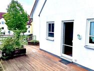 4 Zimmer-Terrassen-Wohnung mit Balkon, EBK und Garage in ruhiger Lage Erlangen / Büchenbach-West - Erlangen