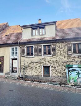 *OHNE PROVISION* Charmantes EFH inkl. 146m² Wohnfl.,Nebengebäude, Schuppen, Garage, Terrasse, Garten - Bonndorf (Schwarzwald)