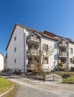 Charmante 3-Zimmer-Dachgeschosswohnung mit Balkon in zentraler Lage von Bodenwerder - Bodenwerder (Münchhausenstadt)