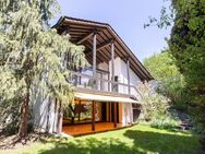 Stilvolle Doppelhaushälfte: Moderne Architektur trifft auf naturnahes Wohnen - Memmingen