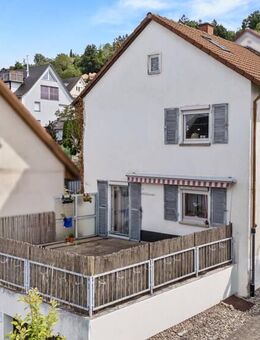 Reihenendhaus mit Garten, großer Terrasse und Doppelgarage in der Südstadt - Ravensburg