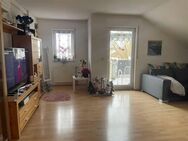 Gemütliche 2-Zimmer DG-Wohnung mit Balkon - Baden-Baden