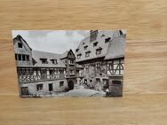 Ansichtskarte-AK-670-Bacharach am Rhein. Burghof der Jugendburg Stahleck. - Nörvenich