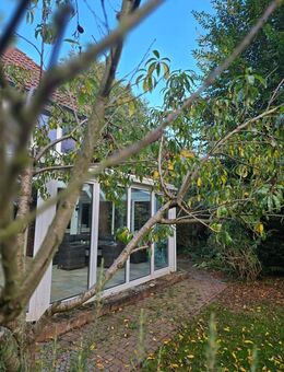 Traumhaftes Einfamilienhaus mit 8 Zimmer und Wintergarten in toller Lage in Diepholz - Diepholz