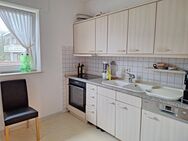 Schöne und helle 3 Zimmer-Wohnung mit Einbauküche, 2 Bädern, Westbalkon und Tiefgaragenstellplatz - Bad Oeynhausen