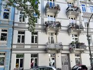 Stilvolle 3 - Zimmer Altbauwohnung in Hamburg Eimsbüttel - Hamburg