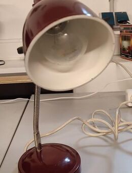 Bakelit Schreibtischlampe im Bauhaus-Stil - München
