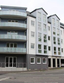 Schöne und helle 3 ZKB-Wohnung mit gemütlichem Balkon in zentraler Lage von Kassel - Kassel
