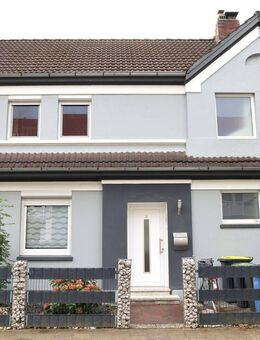 0 % Käuferprovision! Saniertes, vermietetes Reihenmittelhaus mit Garage in Donneresch! - Delmenhorst