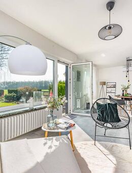 Wohnglück mit Weitblick - Freistehendes Einfamilienhaus in bester Randlage von Krefeld-Oppum - Krefeld