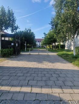 BI 7 - Gehobene 3-Zi.-DG-Whg. in ruhiger Wohnlage im Römerhof in Neufahrn - Neufahrn (Freising)