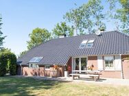 Stilvolles Fehnhaus in Ostfriesland: Liebevoll saniert mit Nebengebäude in Traumlage! Provisionsfrei - Rhauderfehn