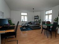 **Komfort pur: Helle 2-Raum-Wohnung mit Einbauküche und Fußbodenheizung** - Chemnitz