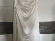 Brautkleid Perlenweiß Gr. 50/52. - Havixbeck