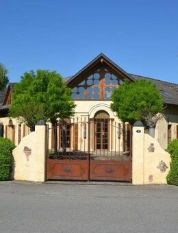 Exklusives Wohn- / Geschäftsgebäude ca. 740 m² in Neuried - zu vermieten - Neuried (Baden-Württemberg)
