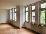 charmante 2,5 Zimmer Altbauwohnung - Oberhausen