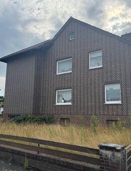 Handwerker aufgepasst! Zweifamilienhaus mit viel Platz und großem Garten in Lehrte-Sievershausen - Lehrte