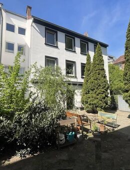 Frisch saniert & sofort einziehen* Wohnen im begehrten Komponistenviertel! - Hamburg