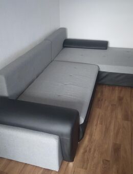 Eckcouch (knapp 1Jahr alt) mit LED, Schlaffunktion und Bettkasten - Raguhn-Jeßnitz