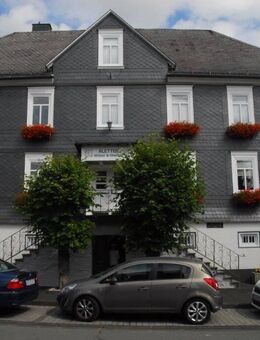 Wohn- und Bürohaus mit Nebengebäude in bester Altstadtlage von Bad Berleburg - Bad Berleburg