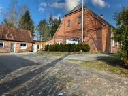 Einfamilienhaus mit zweiter Wohneinheit im Nebengebäude auf großem Grundstück - Hittbergen