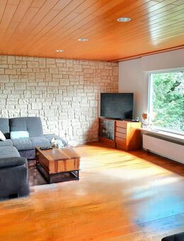 Attraktives Einfamilienhaus mit eigenständiger Einliegerwohnung in begehrter Wohnlage von Kierspe. - Kierspe