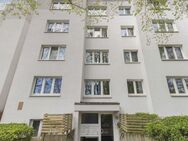 Helle 1,5-Zimmer-Wohnung mit Balkon und Keller in ruhiger und gut angebundener Lage - Hamburg