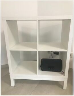 Shelf with base // Regal mit Untergestell 77x94 cm - Langsur