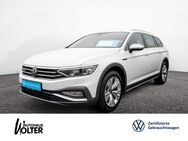 VW Passat Variant, 2.0 TDI Alltrack, Jahr 2021 - Uelzen